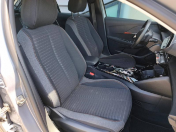 Photo 16 du bon plan PEUGEOT 208 e-208 136ch Active Pack occasion à 14990 €