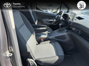 Photo 6 du bon plan TOYOTA PROACE CITY Verso Long 1.5 130 D-4D Design RC21 occasion à 21990 €
