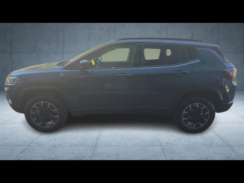 Photo 2 du bon plan JEEP Compass 1.3 Turbo T4 240ch PHEV 4xe Overland AT6 eAWD occasion à 23990 €