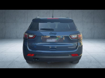 Photo 4 du bon plan JEEP Compass 1.3 Turbo T4 240ch PHEV 4xe Overland AT6 eAWD occasion à 23990 €