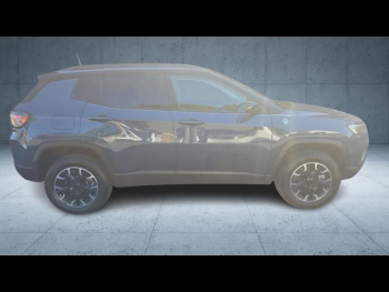 Photo 6 du bon plan JEEP Compass 1.3 Turbo T4 240ch PHEV 4xe Overland AT6 eAWD occasion à 23990 €