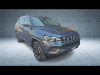 Photo 7 du bon plan JEEP Compass 1.3 Turbo T4 240ch PHEV 4xe Overland AT6 eAWD occasion à 23990 €