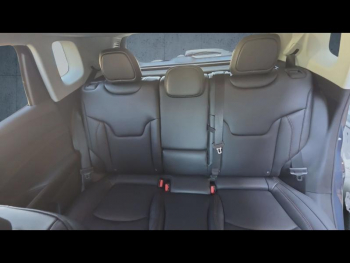 Photo 16 du bon plan JEEP Compass 1.3 Turbo T4 240ch PHEV 4xe Overland AT6 eAWD occasion à 23990 €