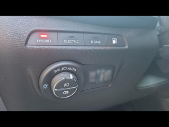 Photo 29 du bon plan JEEP Compass 1.3 Turbo T4 240ch PHEV 4xe Overland AT6 eAWD occasion à 23990 €