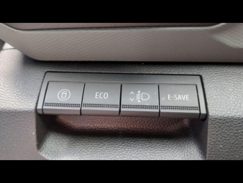 Photo 15 du bon plan DACIA Duster 1.6 hybrid 140ch Extreme occasion à 24389 €