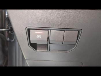 Photo 16 du bon plan DACIA Duster 1.6 hybrid 140ch Extreme occasion à 24389 €