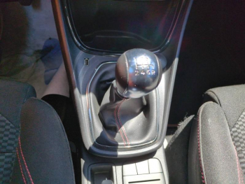 Photo 11 du bon plan FORD Puma 1.0 Flexifuel 125ch S&S mHEV ST-Line occasion à 18490 €
