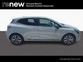 Photo 4 du bon plan RENAULT Clio 1.6 E-Tech 145ch full hybrid Techno - 24 occasion à 18490 €