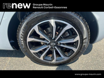 Photo 9 du bon plan RENAULT Clio 1.6 E-Tech 145ch full hybrid Techno - 24 occasion à 18490 €
