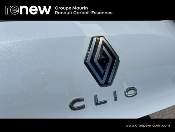 Photo 10 du bon plan RENAULT Clio 1.6 E-Tech 145ch full hybrid Techno - 24 occasion à 18490 €