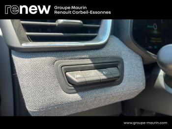 Photo 17 du bon plan RENAULT Clio 1.6 E-Tech 145ch full hybrid Techno - 24 occasion à 18490 €