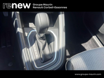 Photo 21 du bon plan RENAULT Clio 1.6 E-Tech 145ch full hybrid Techno - 24 occasion à 18490 €