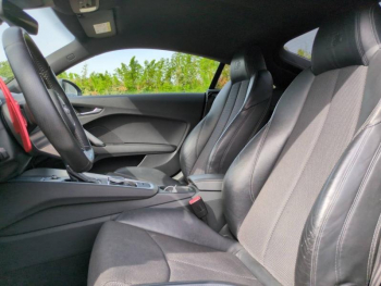 Photo 16 du bon plan AUDI TT 1.8 TFSI 180ch S line S tronic 7 occasion à 18900 €