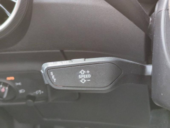 Photo 21 du bon plan AUDI TT 1.8 TFSI 180ch S line S tronic 7 occasion à 18900 €