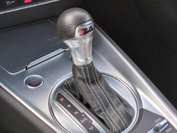 Photo 24 du bon plan AUDI TT 1.8 TFSI 180ch S line S tronic 7 occasion à 18900 €