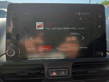Photo 22 du bon plan CITROEN Berlingo Van VUL XL 950kg BlueHDi 100 S&S Worker BVM5 occasion à 9900 €