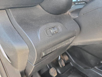 Photo 24 du bon plan CITROEN Berlingo Van VUL XL 950kg BlueHDi 100 S&S Worker BVM5 occasion à 9900 €