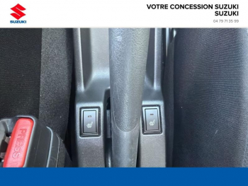Photo 13 du bon plan SUZUKI Swift 1.2 Hybrid 83ch Privilège occasion à 18990 €