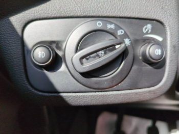 Photo 13 du bon plan FORD Kuga 2.0 TDCi 150ch Stop&Start Vignale 4x2 Euro6.2 occasion à 17490 €