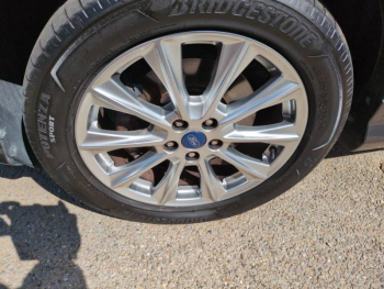 Photo 27 du bon plan FORD Kuga 2.0 TDCi 150ch Stop&Start Vignale 4x2 Euro6.2 occasion à 17490 €