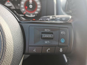 Photo 15 du bon plan NISSAN Qashqai 1.3 Mild Hybrid 140ch Tekna occasion à 22900 €