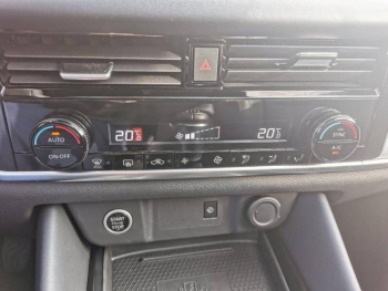 Photo 18 du bon plan NISSAN Qashqai 1.3 Mild Hybrid 140ch Tekna occasion à 22900 €