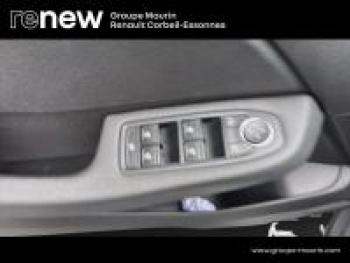 Photo 17 du bon plan RENAULT Clio 1.6 E-Tech hybride 145ch Evolution occasion à 16490 €
