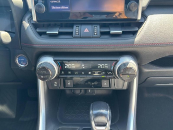 Photo 14 du bon plan SUZUKI Across 2.5 Hybride Rechargeable 306ch 1ere Edition occasion à 24990 €