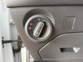 Photo 10 du bon plan SEAT Leon 2.0 TDI 150ch FR DSG7 occasion à 18490 €