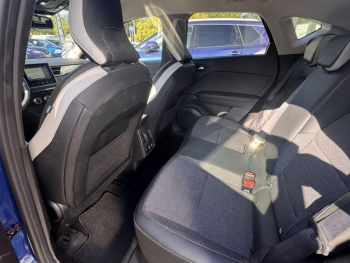 Photo 13 du bon plan RENAULT Captur 1.3 TCe 140ch FAP Intens EDC -21 occasion à 17400 €