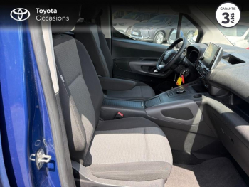 Photo 6 du bon plan TOYOTA PROACE CITY Verso Medium 1.5 130 D-4D Executive BVA occasion à 20990 €