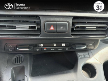Photo 21 du bon plan TOYOTA PROACE CITY Verso Medium 1.5 130 D-4D Executive BVA occasion à 20990 €