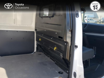 Photo 7 du bon plan TOYOTA ProAce VUL Medium 2.0 D-4D 180 Black Edition BVA MY20 occasion à 19590 €