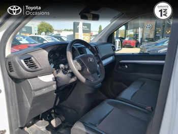 Photo 11 du bon plan TOYOTA ProAce VUL Medium 2.0 D-4D 180 Black Edition BVA MY20 occasion à 19590 €