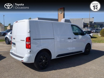 Photo 18 du bon plan TOYOTA ProAce VUL Medium 2.0 D-4D 180 Black Edition BVA MY20 occasion à 19590 €