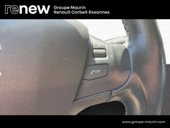 Photo 22 du bon plan PEUGEOT 2008 1.2 PureTech 110ch E6.c Allure S&S EAT6 occasion à 9900 €
