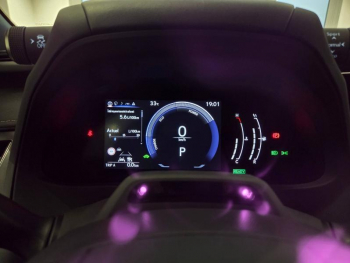 Photo 5 du bon plan LEXUS UX 300h F SPORT Design 2WD MC25 occasion à 31890 €