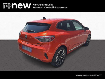 Photo 5 du bon plan RENAULT Clio 1.6 E-Tech 145ch full hybrid Techno - 24 occasion à 20890 €