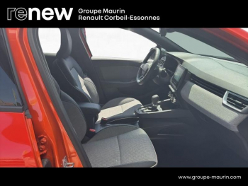 Photo 17 du bon plan RENAULT Clio 1.6 E-Tech 145ch full hybrid Techno - 24 occasion à 20890 €
