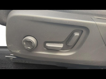 Photo 14 du bon plan VOLVO XC40 B3 163ch Plus DCT 7 occasion à 34900 €