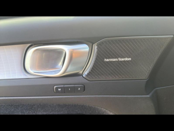 Photo 16 du bon plan VOLVO XC40 B3 163ch Plus DCT 7 occasion à 34900 €