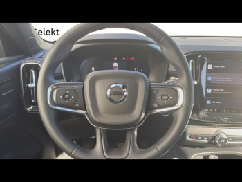 Photo 17 du bon plan VOLVO XC40 B3 163ch Plus DCT 7 occasion à 34900 €