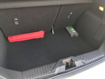 Photo 10 du bon plan FORD Fiesta 1.0 Flexifuel 95ch Titanium Business 5p occasion à 15990 €