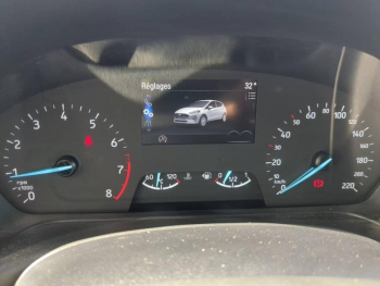 Photo 15 du bon plan FORD Fiesta 1.0 Flexifuel 95ch Titanium Business 5p occasion à 15990 €