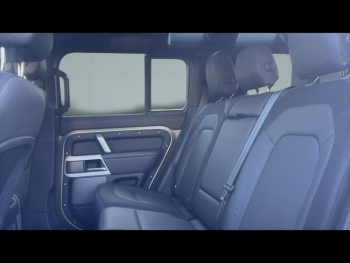 Photo 11 du bon plan LAND-ROVER Defender 110 2.0 P400e X-Dynamic HSE occasion à 79990 €