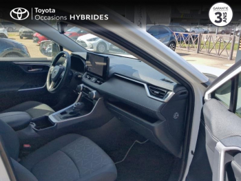Photo 6 du bon plan TOYOTA RAV4 2.5 Hybride 218ch Dynamic 2WD MY23 occasion à 32990 €