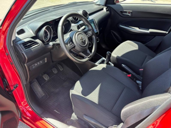 Photo 2 du bon plan SUZUKI Swift 1.2 Dualjet Hybrid 83ch Pack occasion à 14990 €