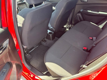 Photo 17 du bon plan SUZUKI Swift 1.2 Dualjet Hybrid 83ch Pack occasion à 14990 €