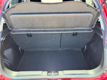 Photo 19 du bon plan SUZUKI Swift 1.2 Dualjet Hybrid 83ch Pack occasion à 14990 €