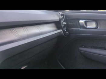 Photo 21 du bon plan VOLVO XC40 T5 Recharge 180 + 82ch Ultimate DCT 7 occasion à 30990 €